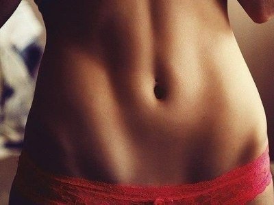 Jarrohlikdan so'ng qorin bo'shlig'iga yopishgan: natijalar