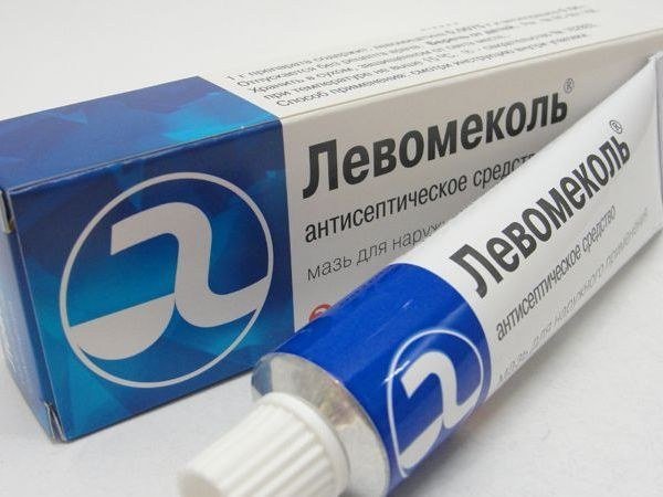 Blefaroplastikadan keyin ko'z qovoqlari uchun puxta