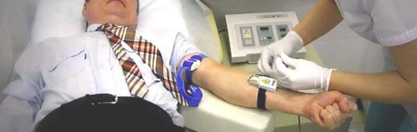 Lazer qonini qanday yuvish mumkin?