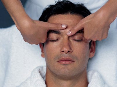 Erkaklar uchun yuz terisini kosmetik yoshartirish